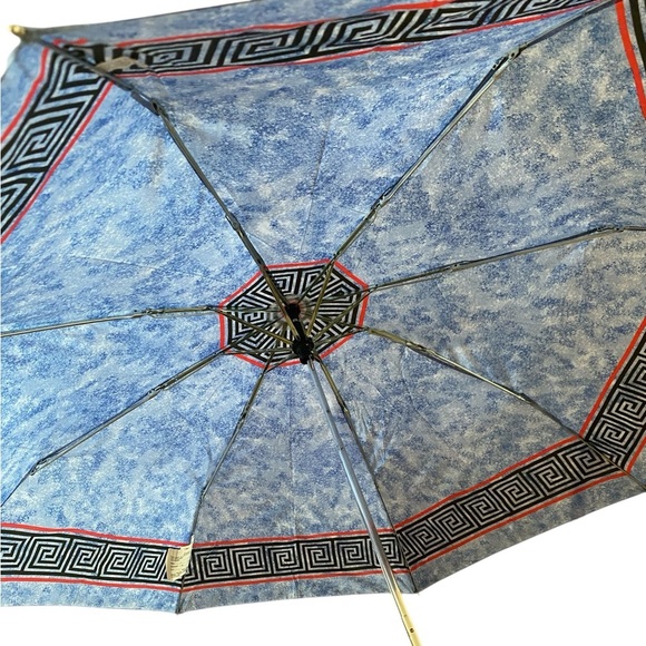 Pierre Cardin Vintage Retro Blue Small compact, fold in Umbrella. - Picture 3 of 5